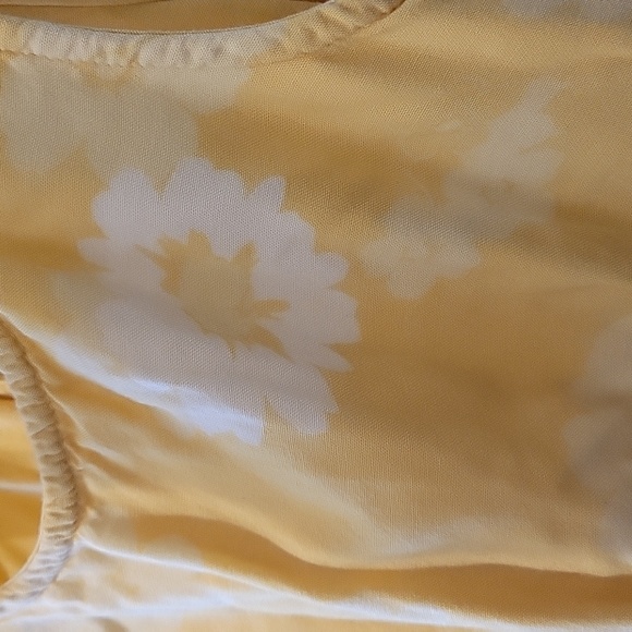 Abercrombie Kids romper - Picture 4 of 4